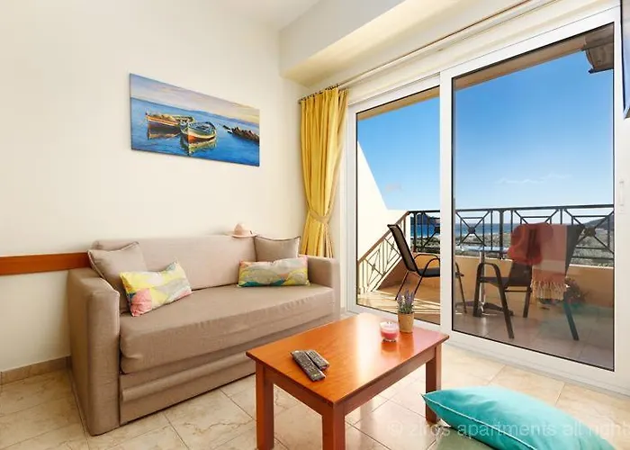 Ziros Apts Xerokampos